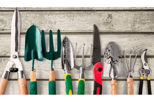 Мінімальний набір інструментів для дачі
