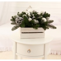 Новорічна композиція у дерев'яному кашпо "Green"