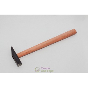 Молоток 300 г з дерев'яною ручкою