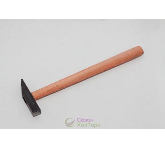 Молоток 300 г з дерев'яною ручкою