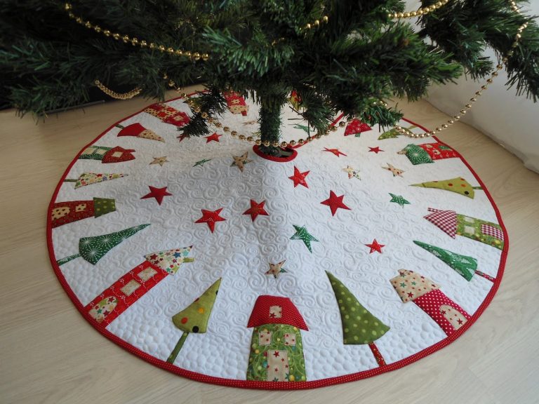 прикрашаємо низ ялинки