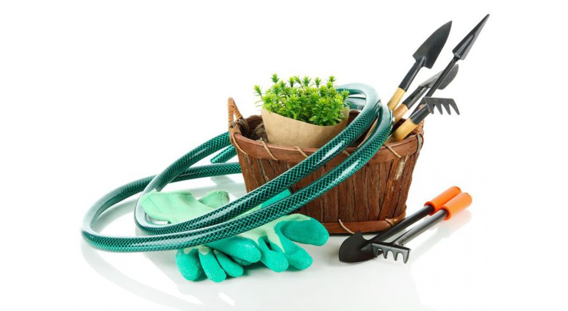 правильное хранение садового инструмента в зимний период